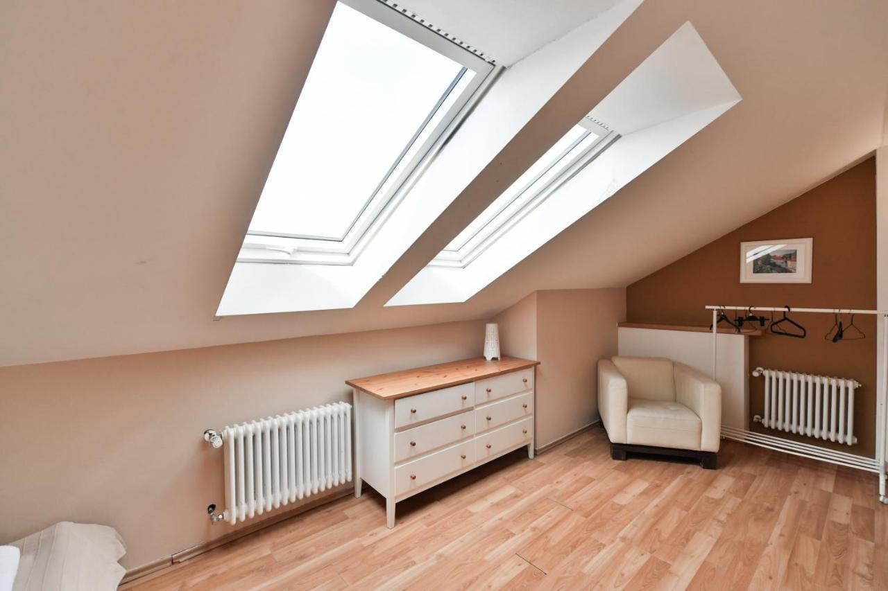 Central 3Bdr Penthouse With Terrace&Ac Prague Exterior photo